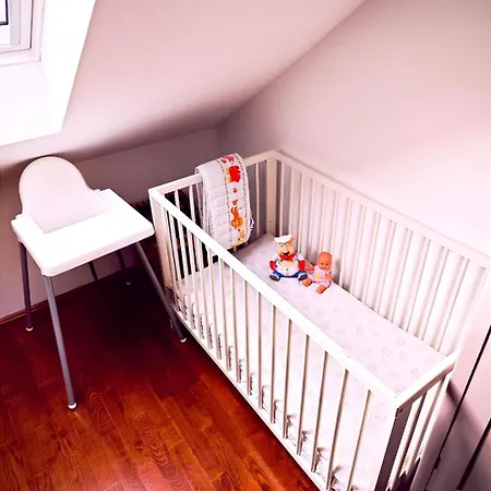 Apartment Terzic Sa Cetiri Spavace Sobe