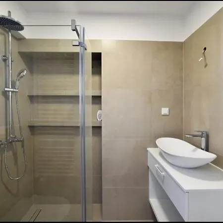 Apartment Terzic Sa Cetiri Spavace Sobe